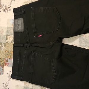 Black label 502 Levis size 32 x 30 black jeans red tab